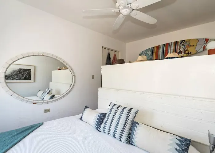 Authentic Loft Retreat Steps From & Culture *